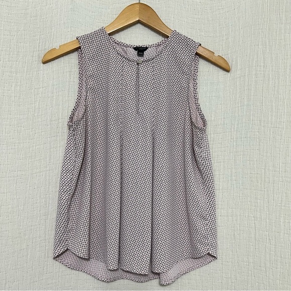 ANN TAYLOR LOFT Keyhole Pink Print Pleated Sleeveless Top Women's Size Small - Picture 1 of 6